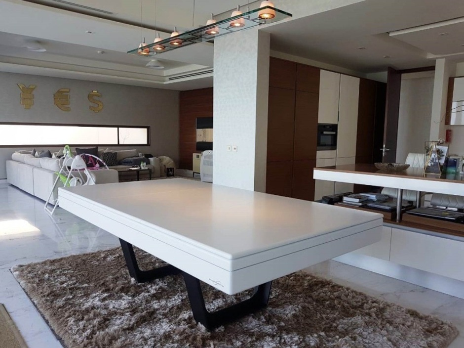 Table de billard Aero design de Billards Br&eacute;ton convertible en table