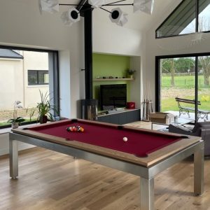 Billard design en inox et en chene naturel avec drap bordeaux