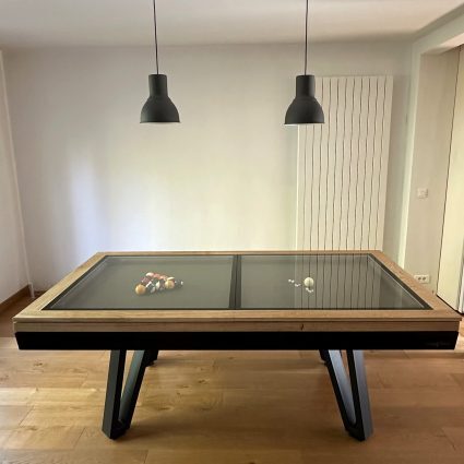 Billard design Osmoz pietement noir et cadre de bandes m&ecirc;lant chene naturel et noir