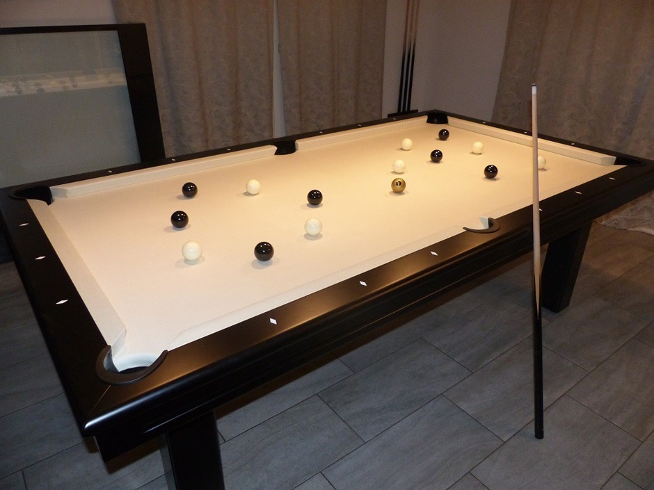 Orion 240 Noir Ecru